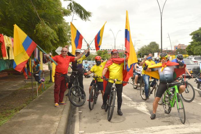 Ciclistas y corredores unidos por el país 8 10 mayo, 2021