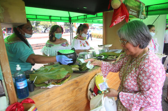 Feria del Asado Huilense y Productos Típicos 8 25 junio, 2022