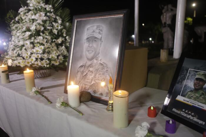 En imágenes: velatón en memoria del soldado Wilmer 12 23 febrero, 2023