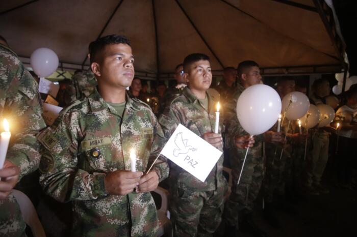 En imágenes: velatón en memoria del soldado Wilmer 10 23 febrero, 2023