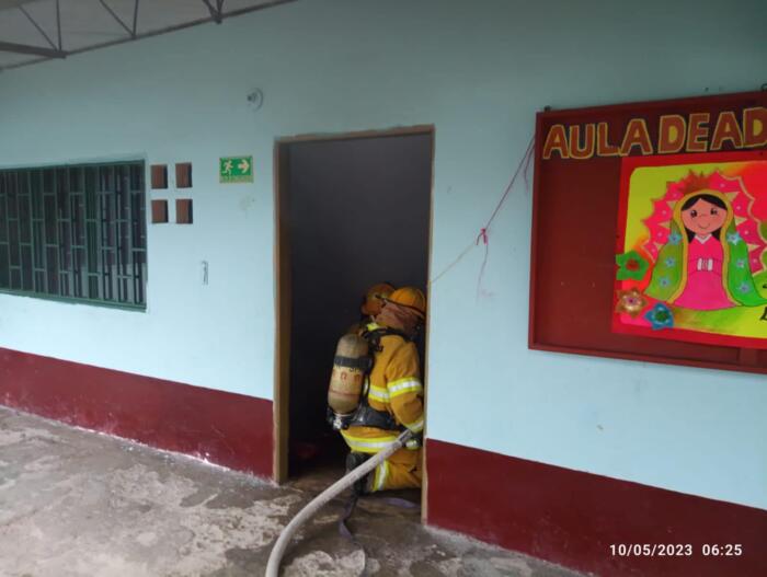 Incendio dejó considerables daños en una escuela de Pitalito 12 10 mayo, 2023