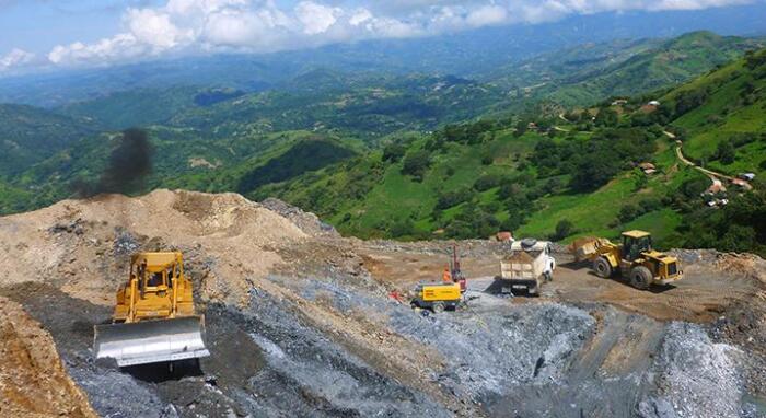 Project seeks to put new prohibitions on the development of mining activities • La Nación