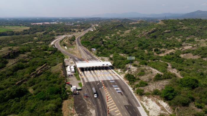 Alto flujo vehicular durante los días santos 1 7 abril, 2024