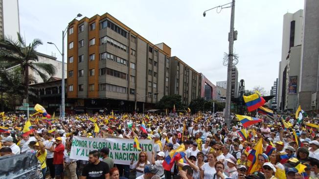 Centro de Medellín, uno de los tres puntos de concentración. Según la Personería Distrital, cerca de 300 mil alzaron su voz contra el Gobierno.