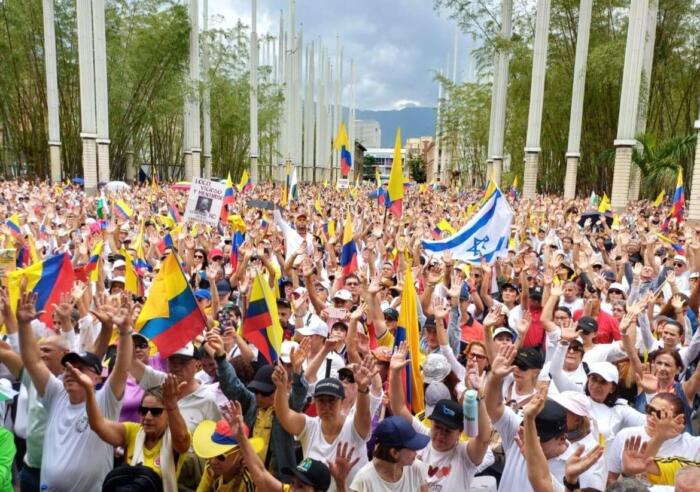 Este panorama se esperaba en la capital antioqueña debido a su estrecha relación con líderes políticos de extrema derecha que están en contra del actual presidente.