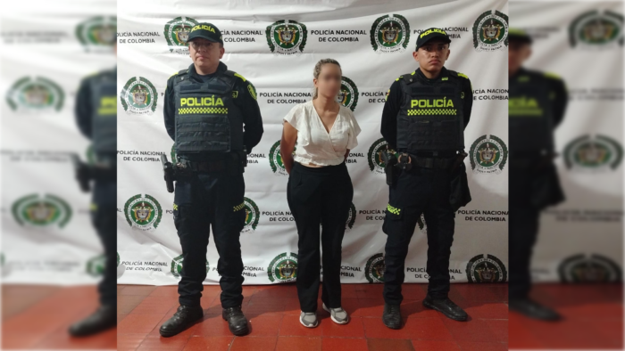 In Íquira, the police arrested a lady who has a blue Interpol • La Nación circle